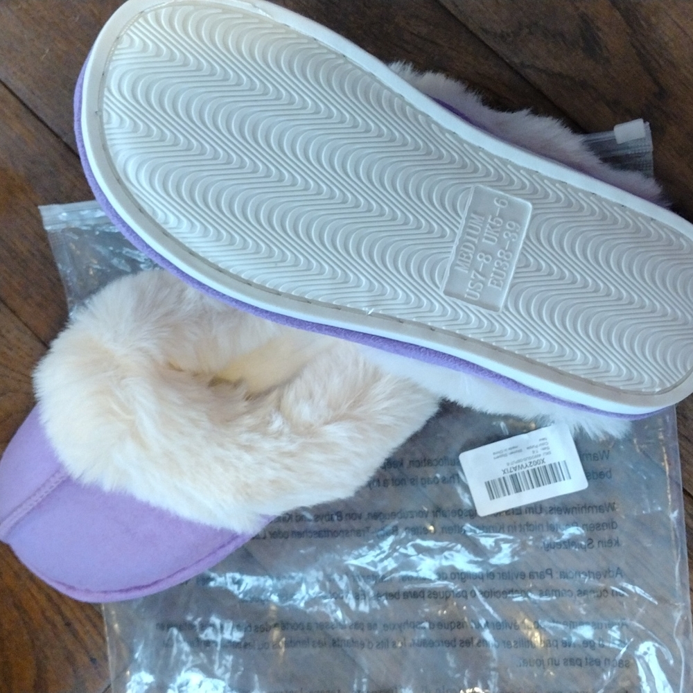 Women's slippers